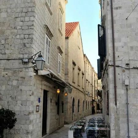 Apartment Adriana Flora *