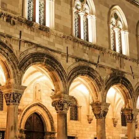 Adriana Flora * Dubrovnik