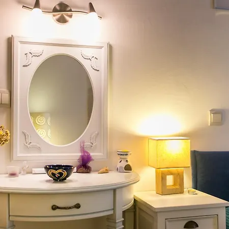 Adriana Flora Lägenhet *