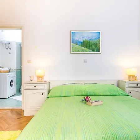 Adriana Flora Appartamento