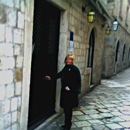 Appartamento Adriana Flora